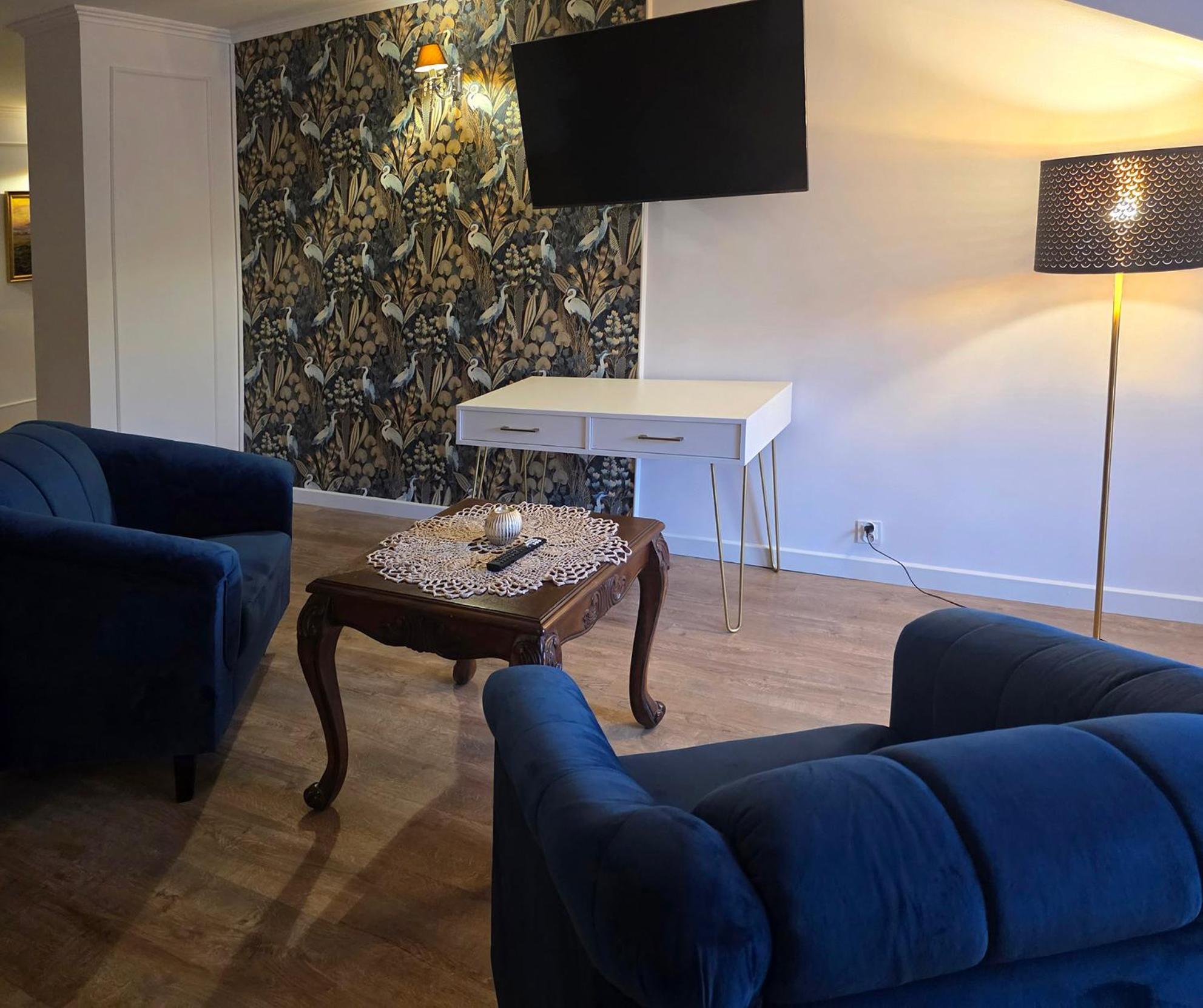 Hotel Kurpia Arte Nowogród Exteriör bild