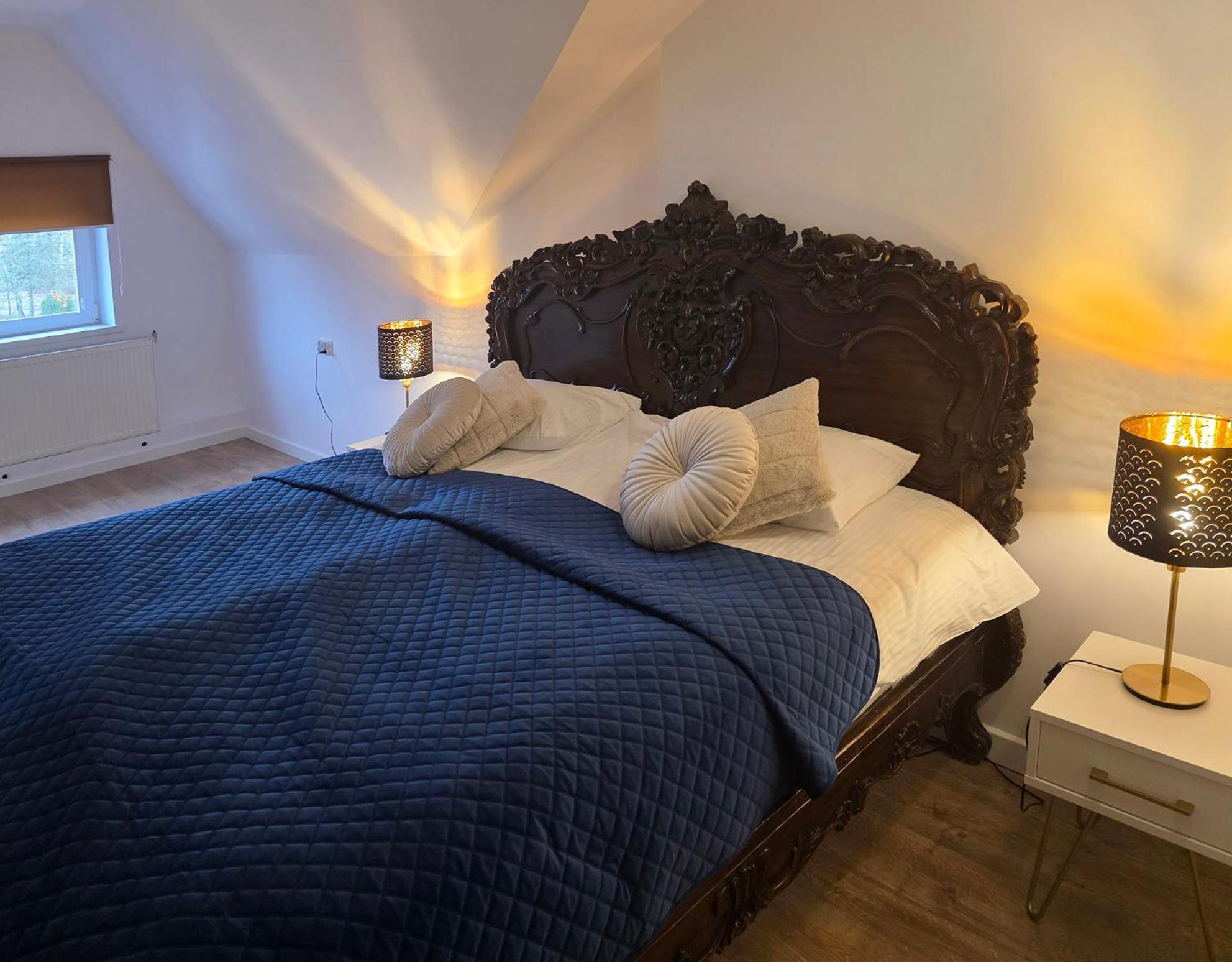 Hotel Kurpia Arte Nowogród Exteriör bild